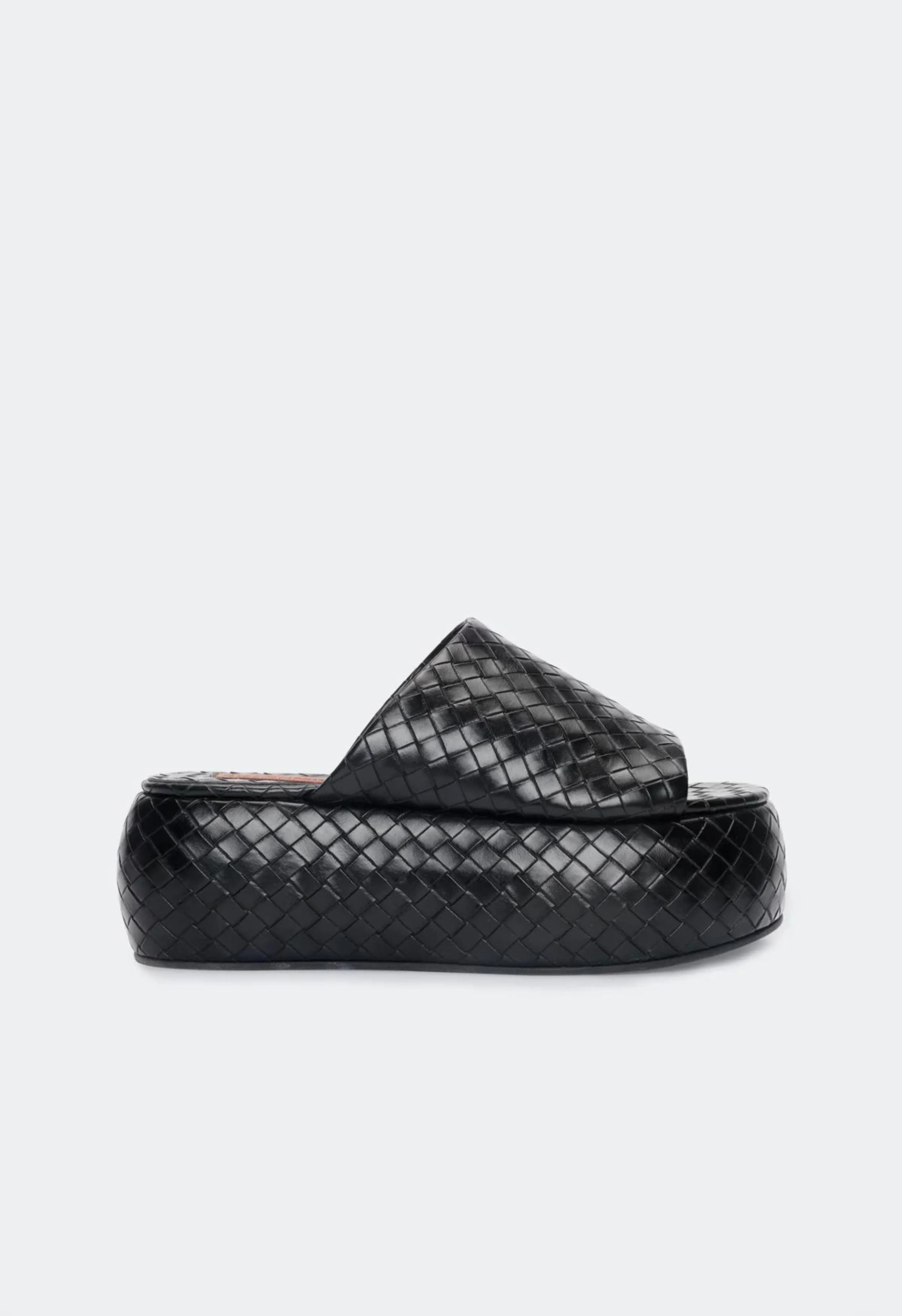 Woven Cloudy Platform in Black